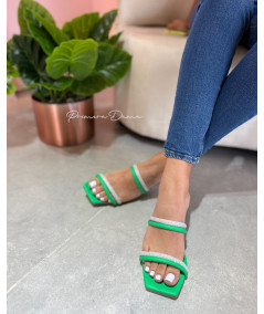 SANDALIA TIRAS VERDE